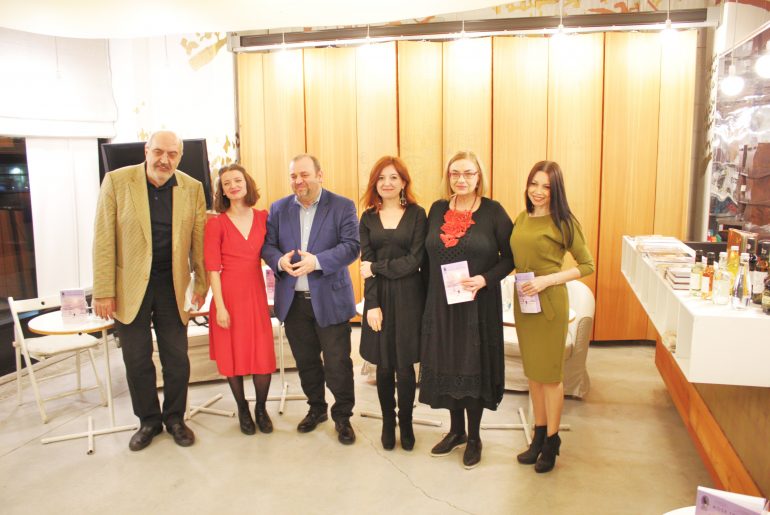 O serată „muzicală” cu „Sonata Gustav”, de Rose Tremain