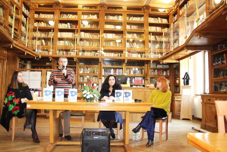 O lansare „ca la carte”: „O formă de viață necunoscută” la Litere