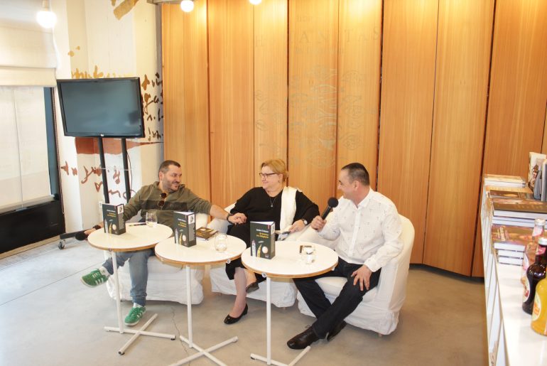 Lansare „Și fericirea era obligatorie”, de Andrei Crăciun