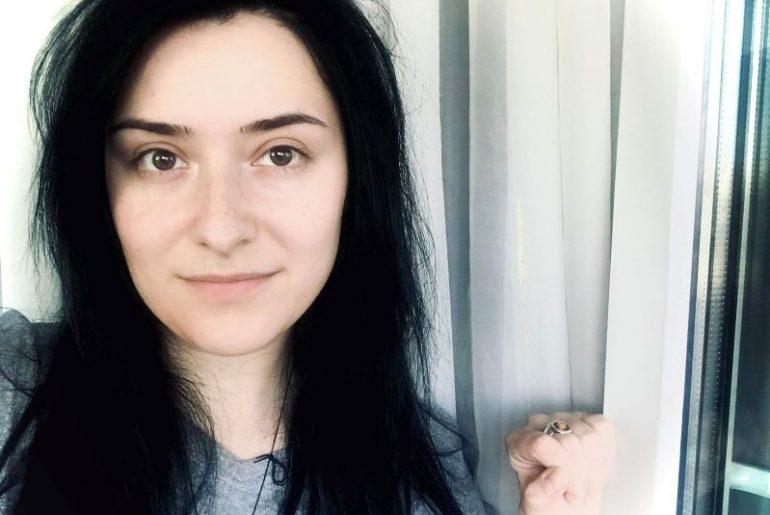 Să începem săptămâna poetic: trei texte de Camelia Chițescu dintr-un volum în pregătire