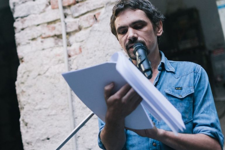 Amator de critică: despre „Pluto în Scorpion”, de Dan Sociu