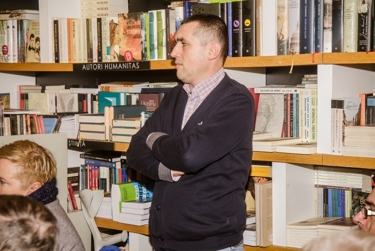 Cartea zilei: „Exerciții de liniște”, de Cezar Amariei