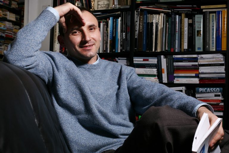 Fragment din volumul de proză scurtă „Oameni în trening”, de Robert Şerban