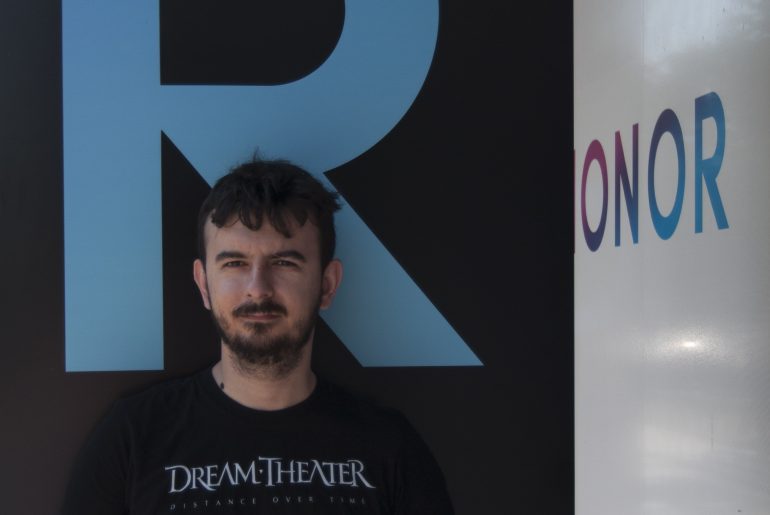 Poșta redacției: un poem de Andrei Zbîrnea