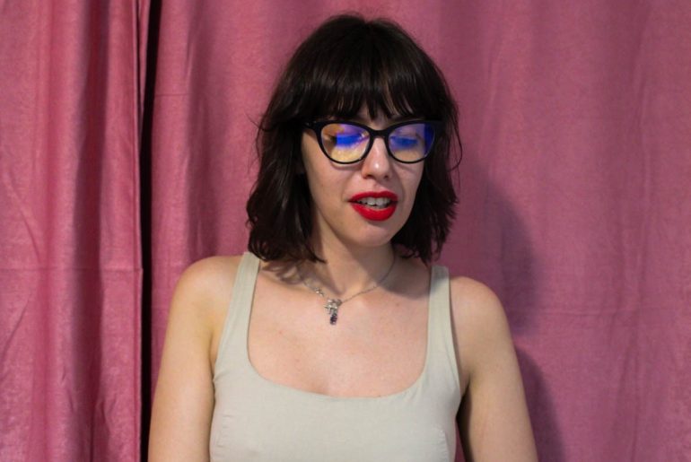 Poșta redacției: Trei poeme de Beatrice Crețu