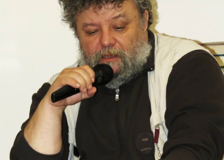 Reminder: Campanie de crowdfunding pentru volumul de poezie „despre însumi”, de Dan Iancu