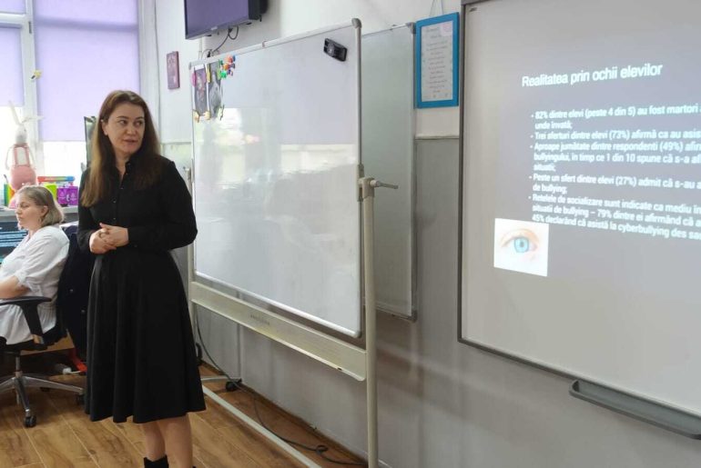 Sondaj de opinie publică Narada: educația din România se confruntă astăzi cu o criză de relație și de adaptare emoțională a copiilor