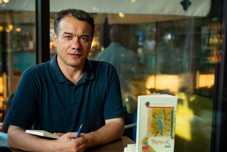 1000 de cărți: Octavian Florescu, „Omul de tinichea”, Editura Revistei Timpul